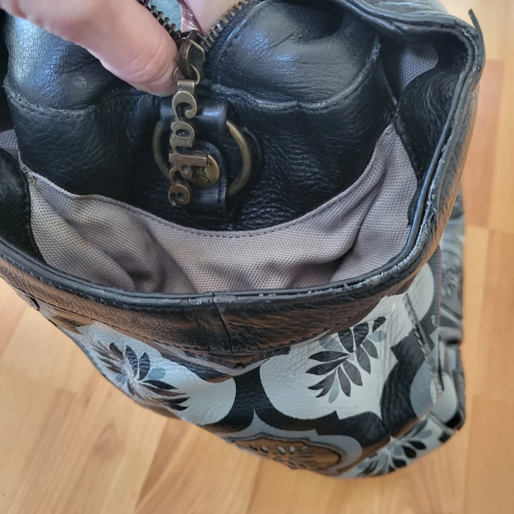 CAKE by Petunia Leather Hampton Holdall Bag Purse Carryall